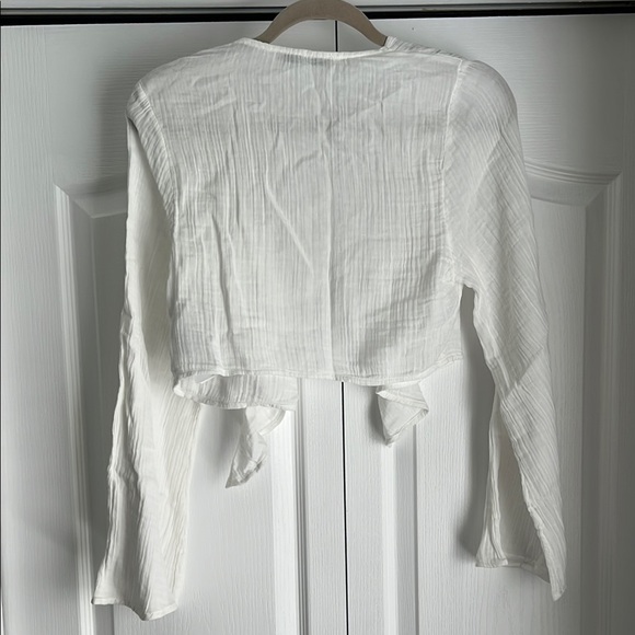 Abercrombie & Fitch Ivory Tie-Front Blouse - Picture 4 of 6